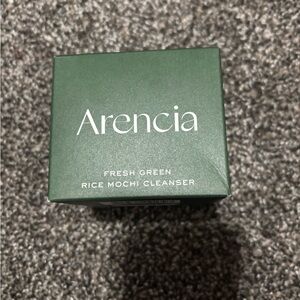 Arencia Fresh Green Rice Mochi Cleanser